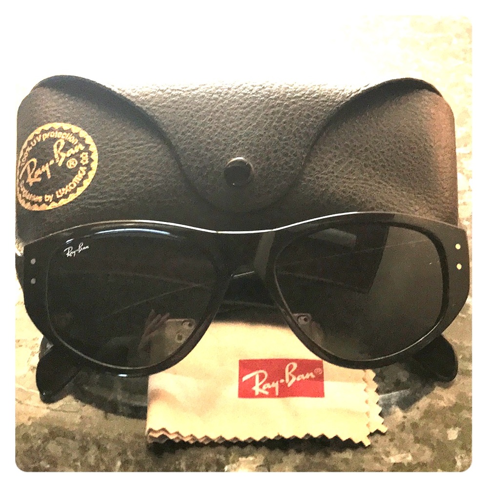 Ray Ban Sunny’s